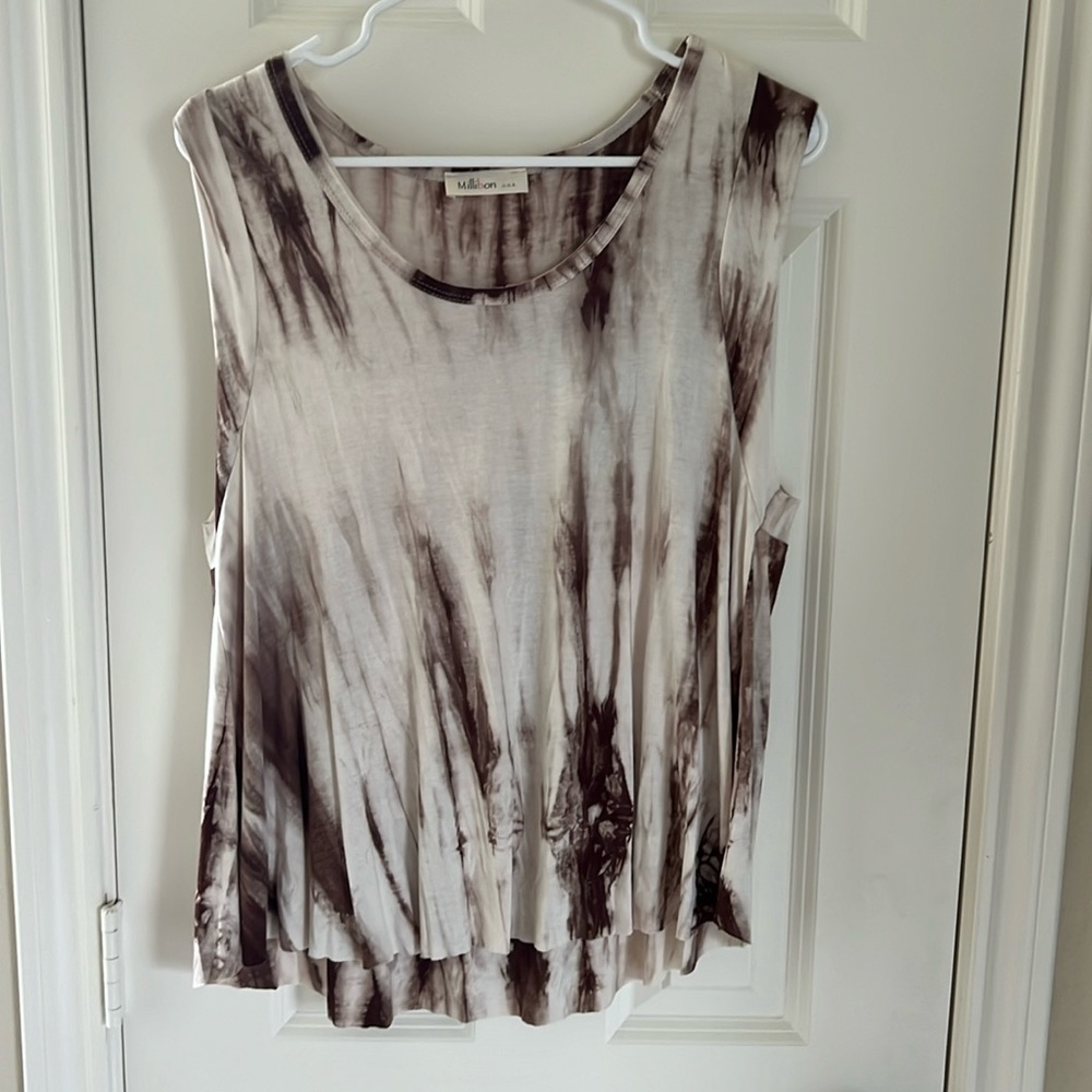 Tie dye bouncy material